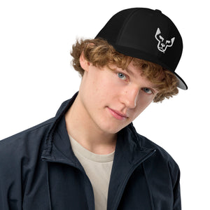 UD Closed-back trucker cap